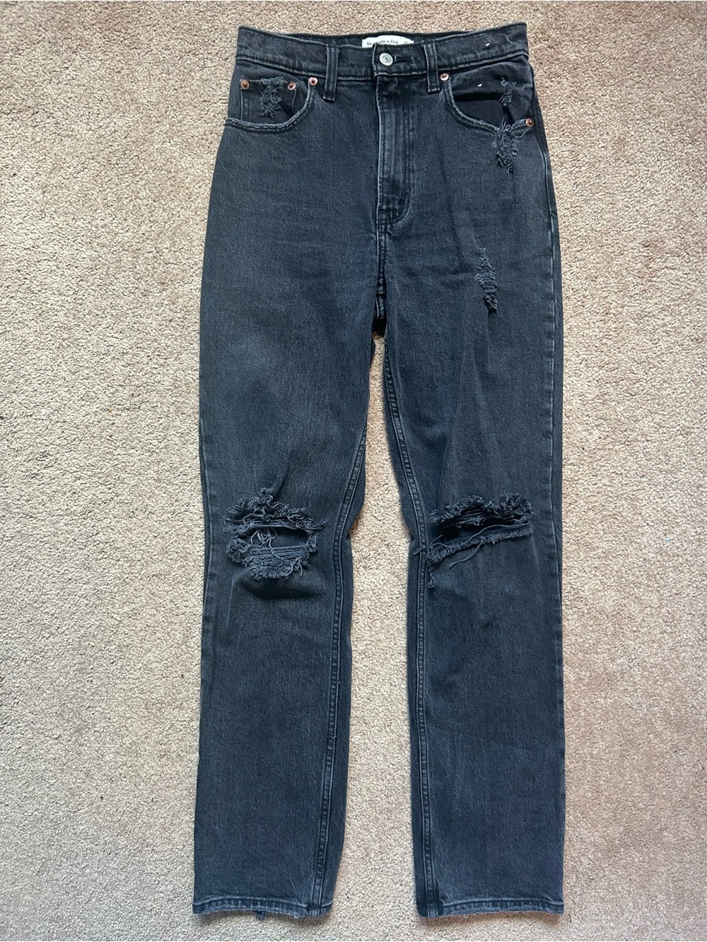 Abercrombie & Fitch The '90s Straight Ultra High Rise Jeans